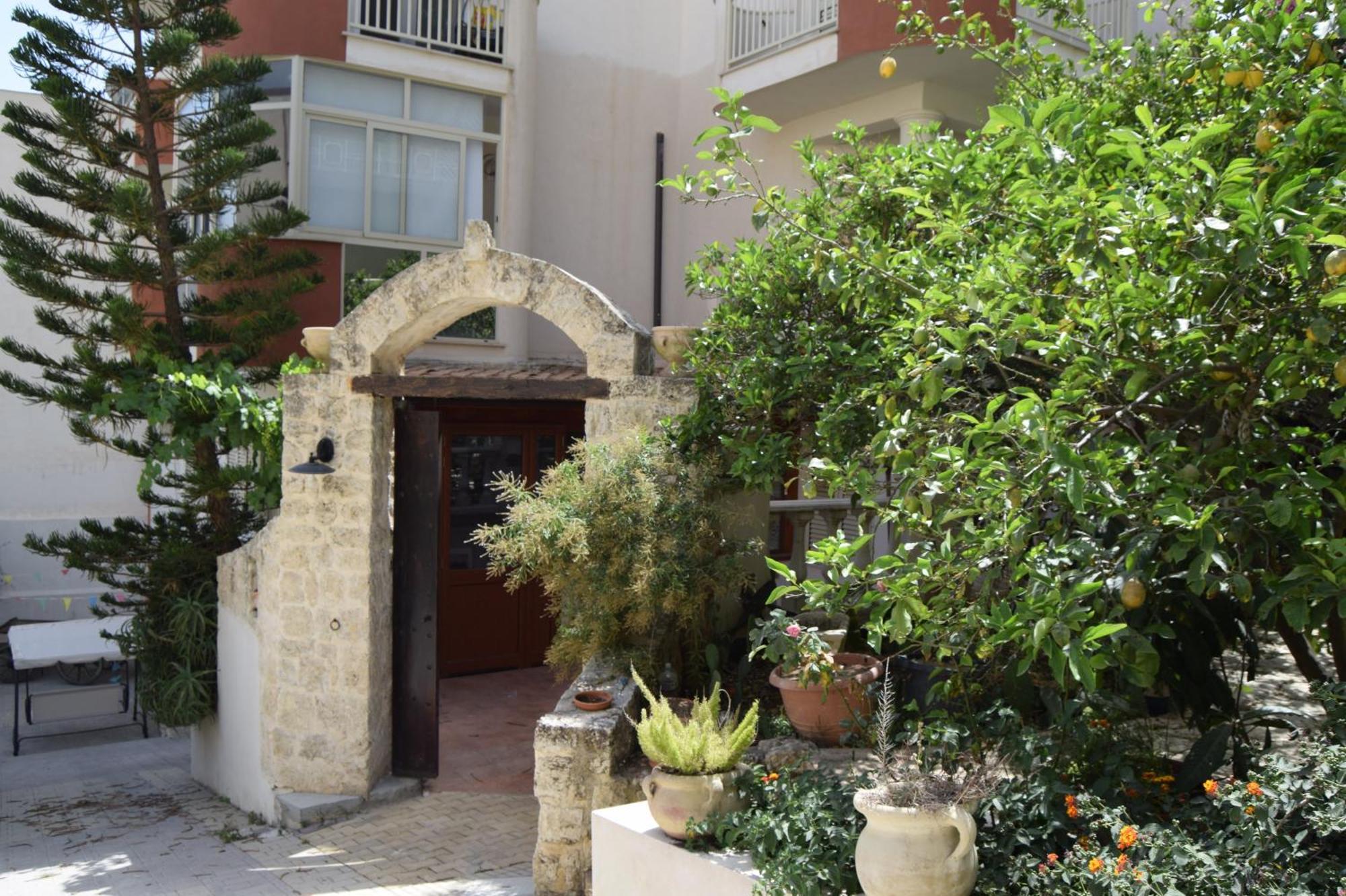 Elsa Cori Me Hotel Favara Exterior photo